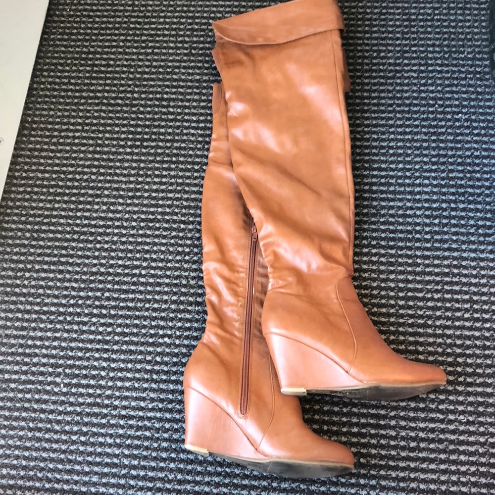 Thigh high brown boots!